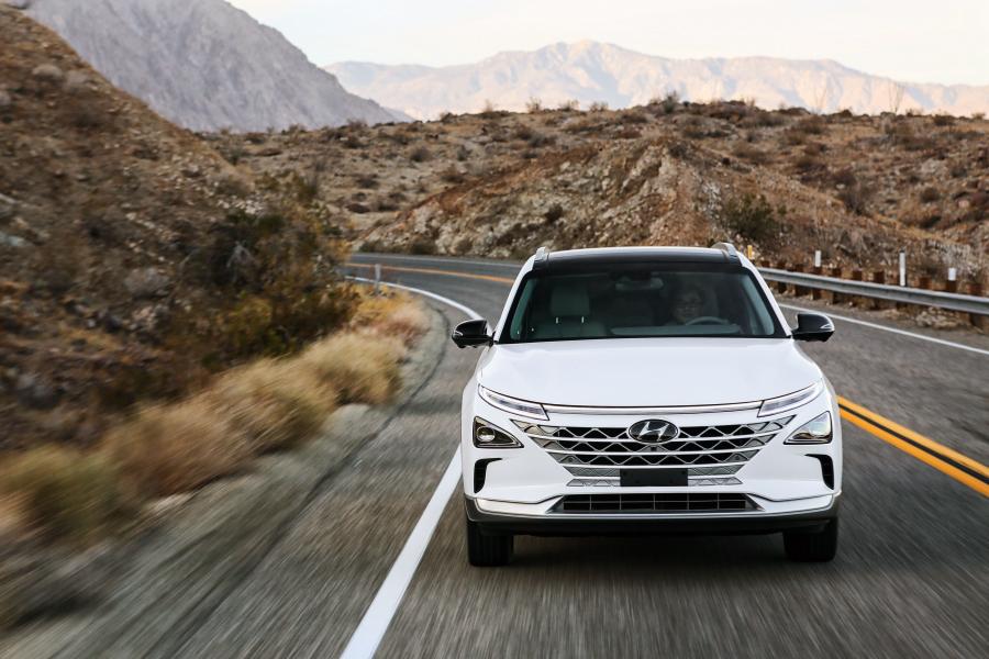  Hyundai NEXO 2018 года  (NA) (фото 17 из 83)